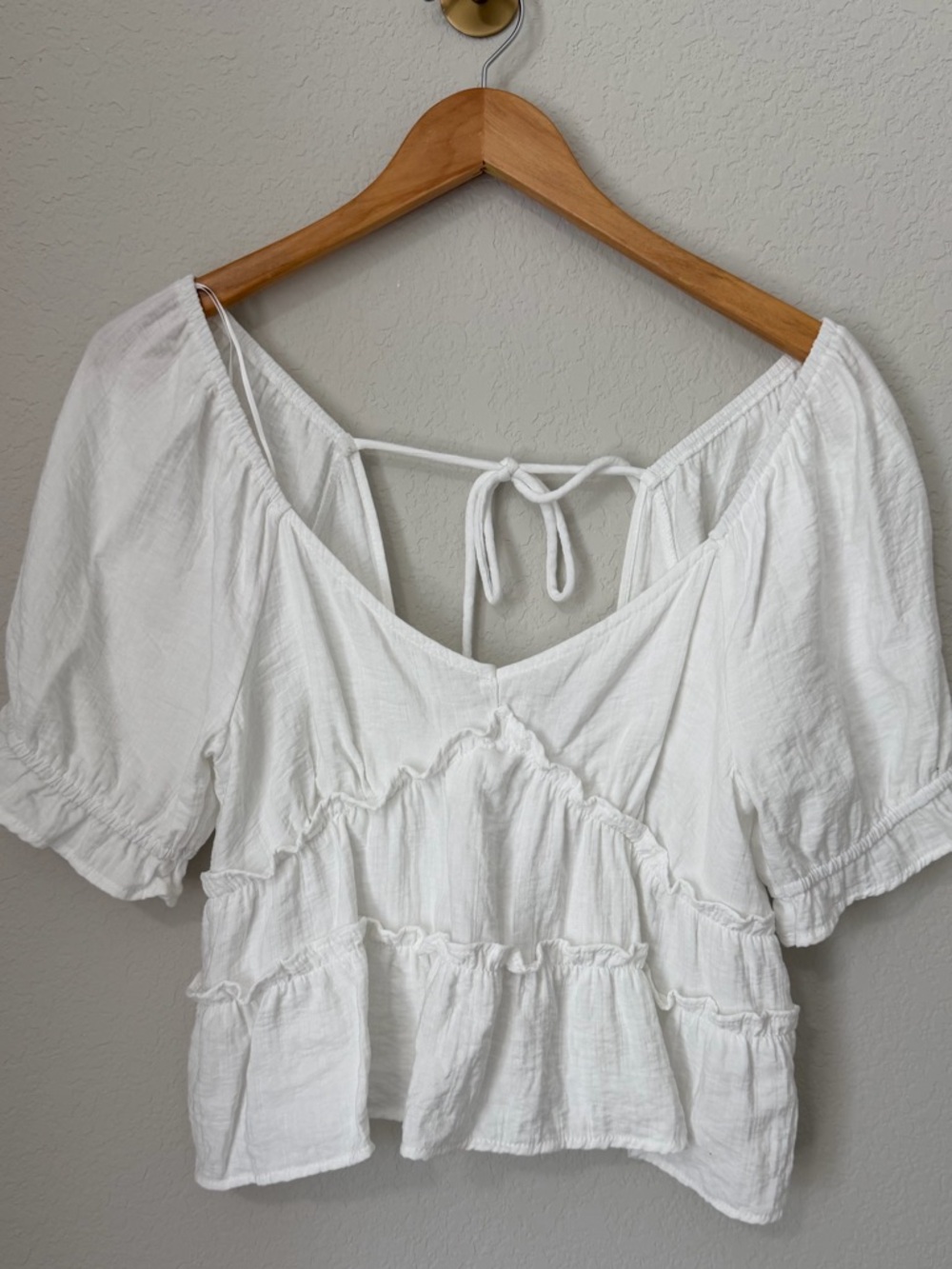KIRIOUS White Puff Sleeve Crop Top Boho Babydoll Ruffle Blouse Size L - Picture 2 of 10